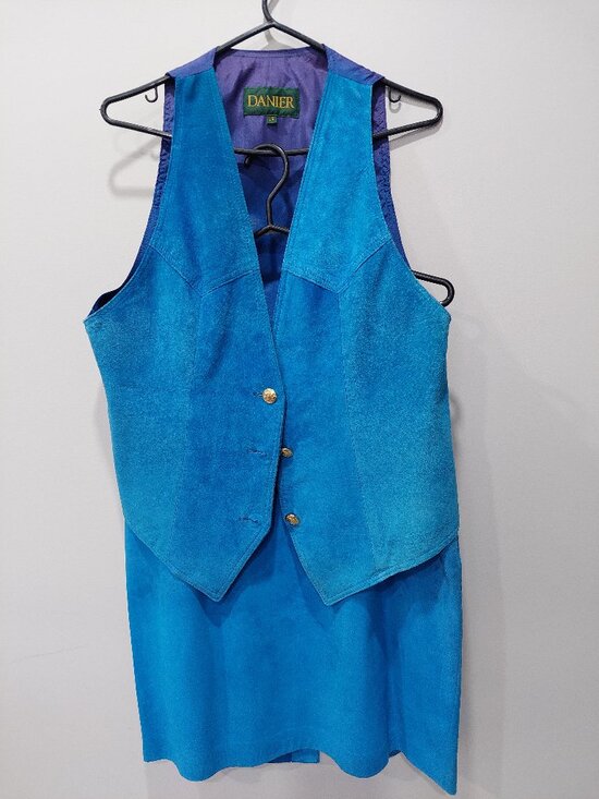 Danier Dresses & Skirts - Danier Suede Leather Vest  Skirt Set  - Vest Size L Skirt 16 Blue